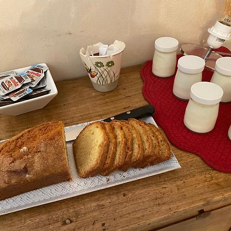 La Closerie Des Sacres Lavannes Buitenkant foto