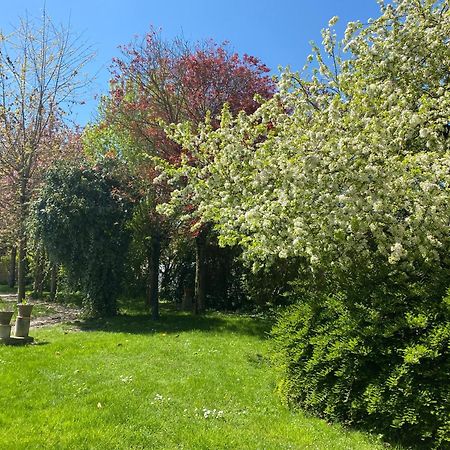 La Closerie Des Sacres Lavannes Buitenkant foto